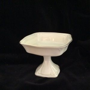 Lenox dish on pedestal EUC candy dish ivory